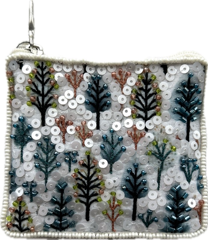 Essential Pouch Frosty Forest SHCP074